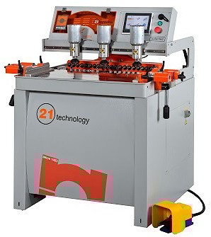 Новая высокотехнологичная модель сверлильно-присадочного станка от компании MAGGI